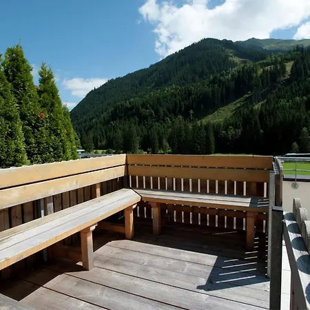 Mountain In With Sauna Saalbach-Hinterglemm