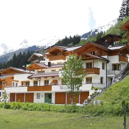 Mountain In With Sauna Chalet Saalbach-Hinterglemm